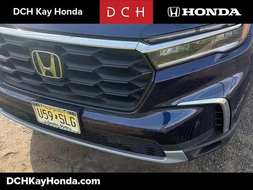 Obsidian Blue Pearl 2023 Honda Pilot AWD EX-L 8 Passenger