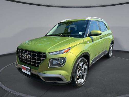 2022 Hyundai VENUE SEL