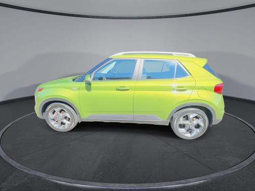 2022 Hyundai VENUE SEL