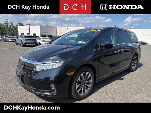 Crystal Black Pearl 2024 Honda Odyssey EX-L