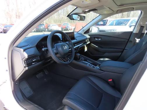 Platinum White Pearl 2026 Honda Accord Hybrid EX-L