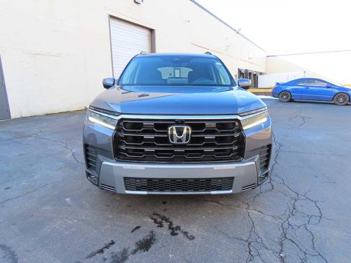 2026 Honda Pilot Touring 8-Passenger