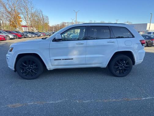 2017 Jeep Grand Cherokee Altitude