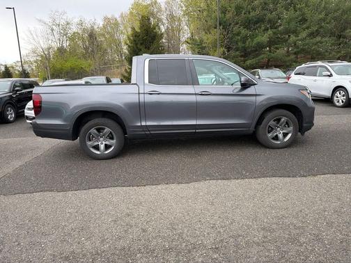 Modern Steel Metallic 2023 Honda Ridgeline RTL
