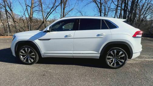 2023 Volkswagen Atlas Cross Sport 3.6L V6 SEL Premium R-Line