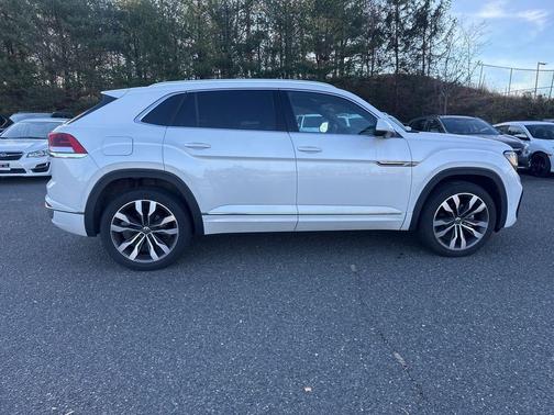 2023 Volkswagen Atlas Cross Sport 3.6L V6 SEL Premium R-Line