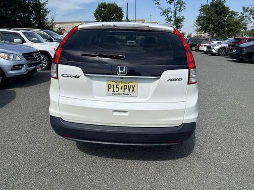 White 2014 Honda CR-V