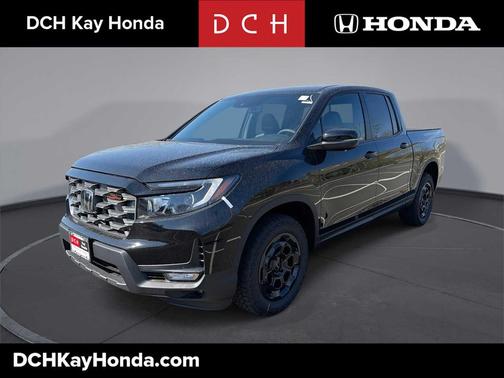 Crystal Black Pearl 2026 Honda Ridgeline TrailSport+