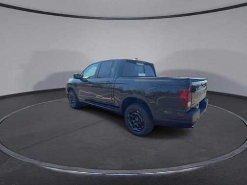 Crystal Black Pearl 2026 Honda Ridgeline TrailSport+