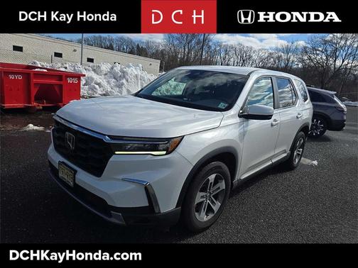 2023 Honda Pilot AWD EX-L 8 Passenger