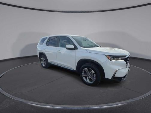 2023 Honda Pilot AWD EX-L 8 Passenger