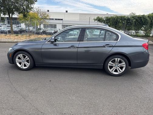 2017 BMW 330 xDrive