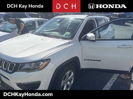 White Clearcoat 2018 Jeep Compass Latitude