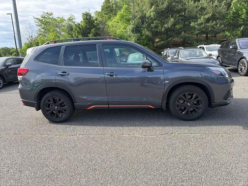 Magnetite Gray Metallic 2024 Subaru Forester Sport