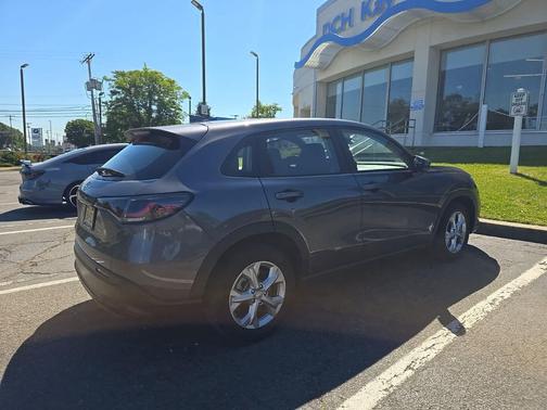 Modern Steel Metallic 2023 Honda HR-V LX