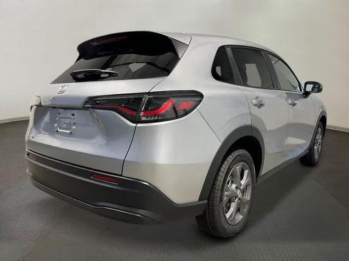 Solar Silver Metallic 2027 Honda HR-V LX