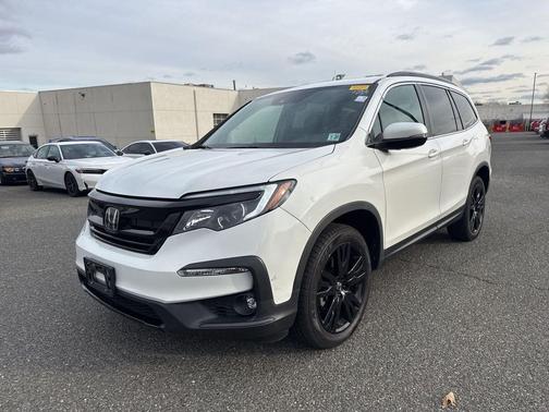 2022 Honda Pilot AWD Special Edition