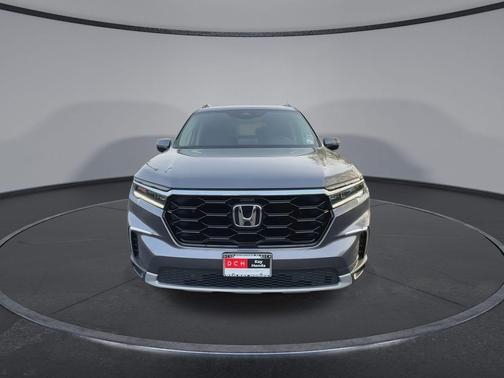 2024 Honda Pilot Touring 8-Passenger