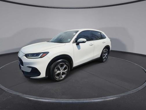 Platinum White Pearl 2023 Honda HR-V EX-L