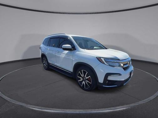 Platinum White Pearl 2020 Honda Pilot Touring 8-Passenger