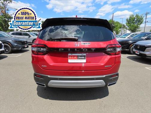 2025 Honda Pilot Touring 8-Passenger