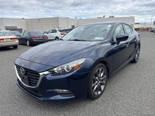 2018 Mazda Mazda3 Touring