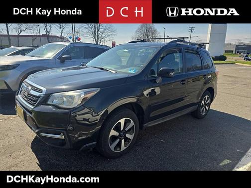 Crystal Black Silica 2018 Subaru Forester 2.5i Premium