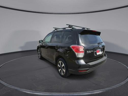 Crystal Black Silica 2018 Subaru Forester 2.5i Premium