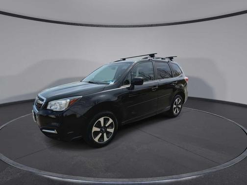 Crystal Black Silica 2018 Subaru Forester 2.5i Premium