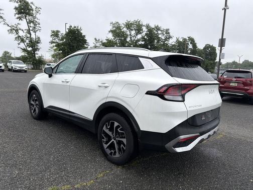 Snow White Pearl 2023 Kia Sportage Hybrid EX