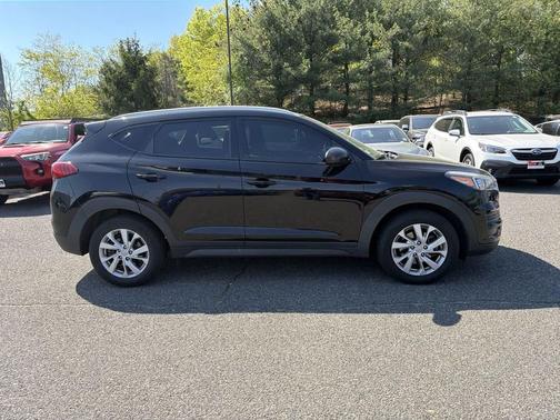 Black Noir Pearl 2019 Hyundai TUCSON Value