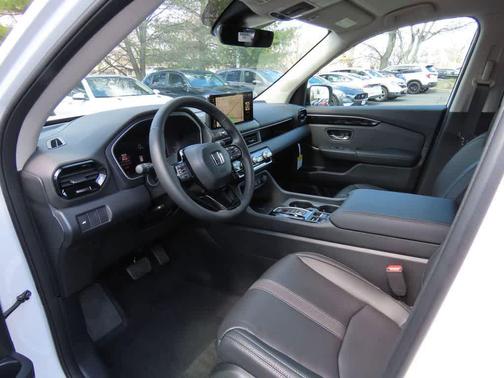 Platinum White Pearl 2026 Honda Pilot EX-L