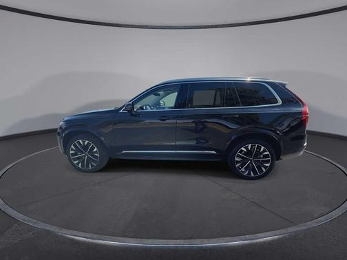 Onyx Black Metallic 2025 Volvo XC90 B6 Plus 7-Seater