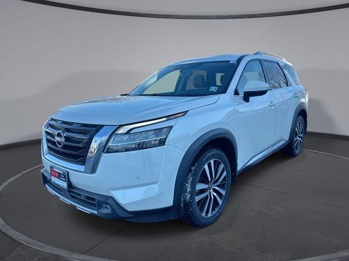 2023 Nissan Pathfinder Platinum 4WD