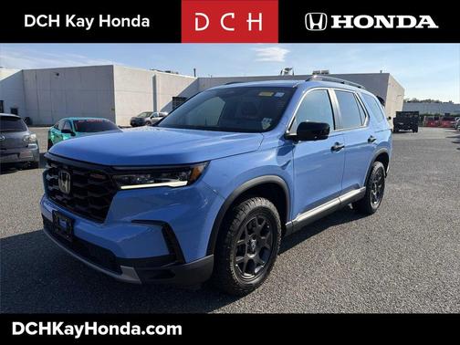 Diffused Sky Pearl 2024 Honda Pilot TrailSport