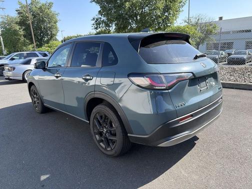 Nordic Forest Pearl 2024 Honda HR-V Sport