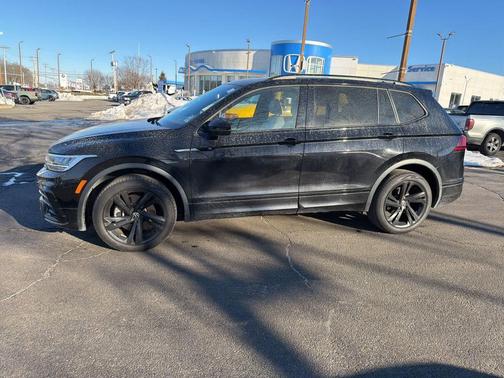 2024 Volkswagen Tiguan 2.0T SE R-Line Black 4MOTION