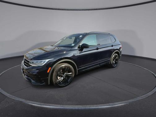2024 Volkswagen Tiguan 2.0T SE R-Line Black 4MOTION