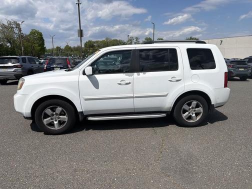 White 2011 Honda Pilot EX-L