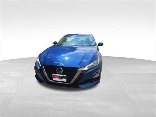 2020 Nissan Altima SR FWD