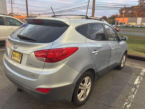 2011 Hyundai TUCSON GLS