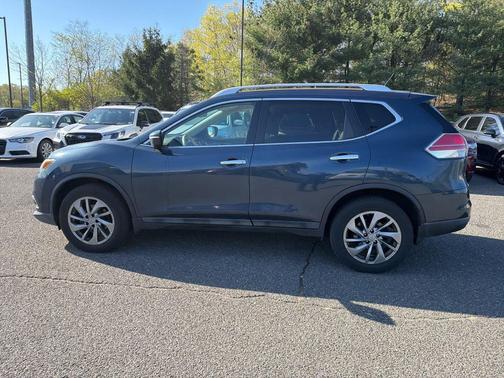 Arctic Blue Metallic 2015 Nissan Rogue SL