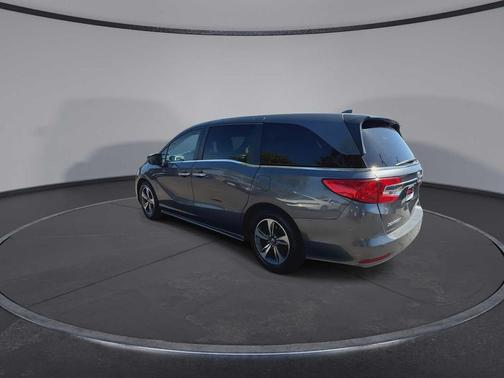 Modern Steel Metallic 2018 Honda Odyssey Touring