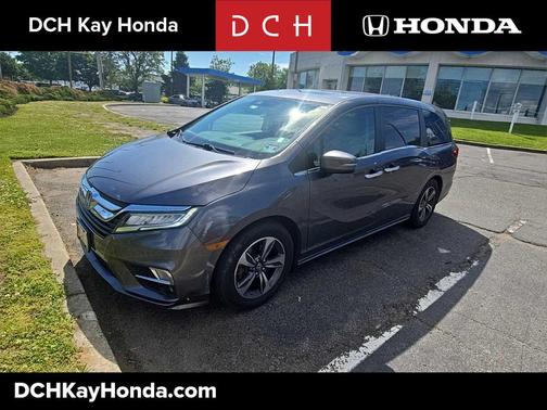 Modern Steel Metallic 2018 Honda Odyssey Touring