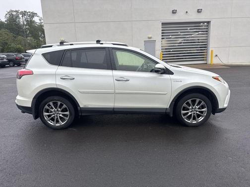 2016 Toyota RAV4 Hybrid Limited