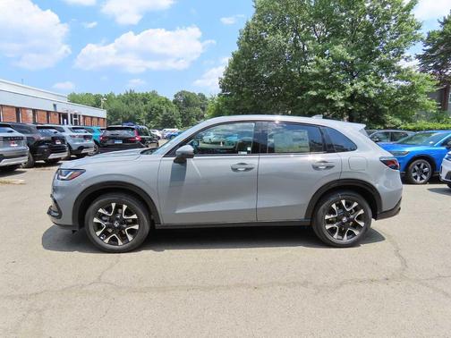 Urban Gray Pearl 2027 Honda HR-V EX-L