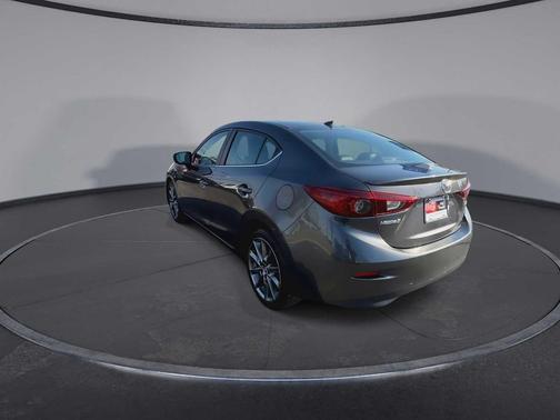 2018 Mazda Mazda3 Touring