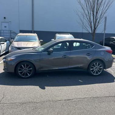 Machine Gray Metallic 2018 Mazda Mazda3 Touring