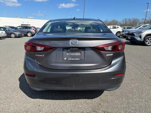 2018 Mazda Mazda3 Touring