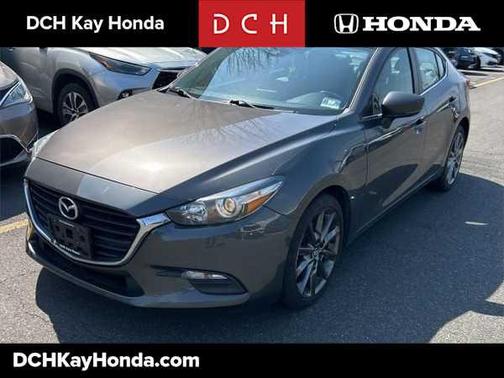 Machine Gray Metallic 2018 Mazda Mazda3 Touring